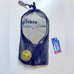Pickle ball wood racquet set